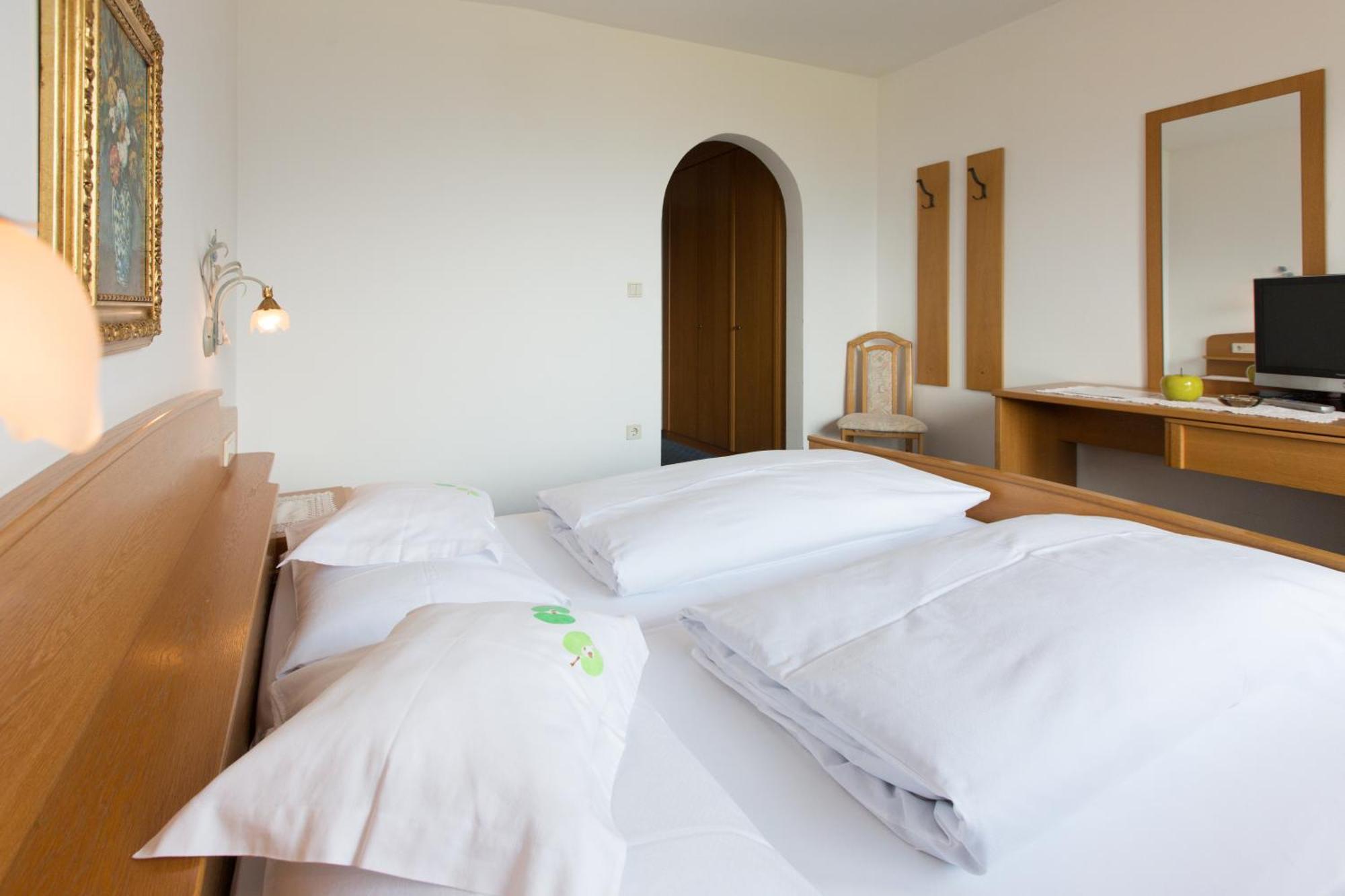 Bed and Breakfast Linghof Тіроло Екстер'єр фото